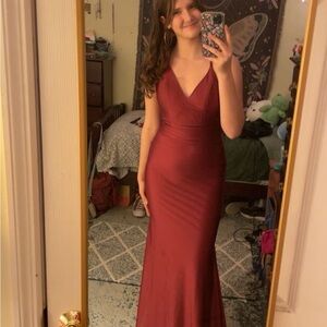 Elegant Sleeveless Red Dress